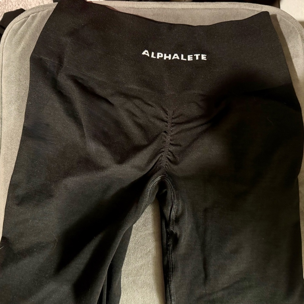 Alphalete Amplify